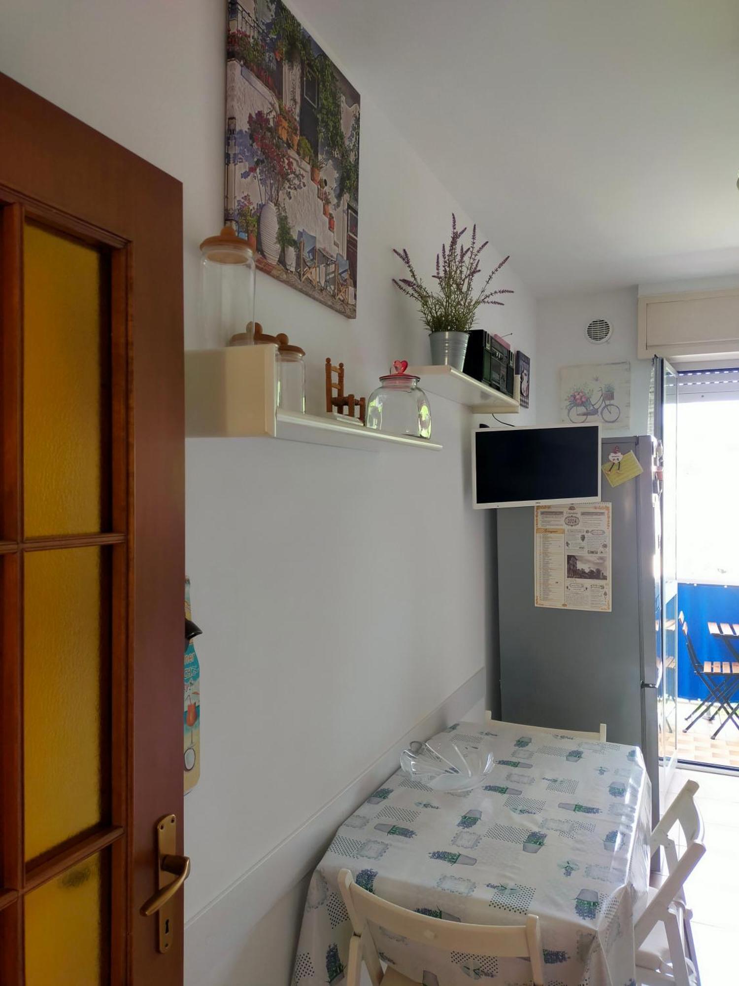 Appartamento Riviera Trilocale Wifi E Parcheggio Privato