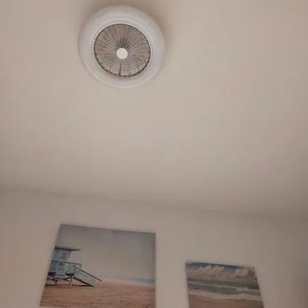 Appartamento Riviera Trilocale Wifi E Parcheggio Privato Ventimiglia Exterior photo
